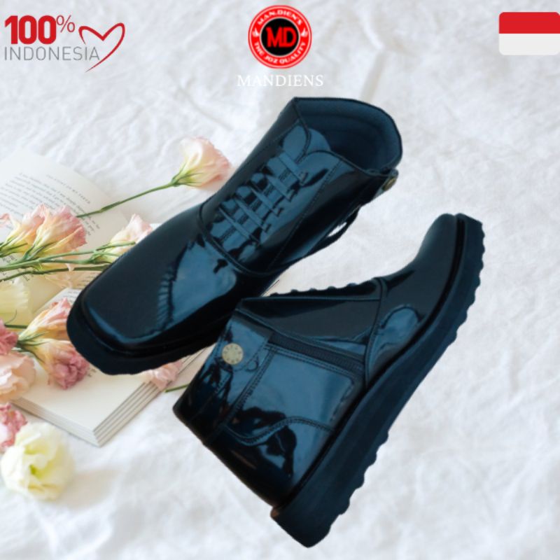 Mandiens S.03 Sepatu PDH Polri Pria Pantofel Polisi TNI Security Satpam Sol Datar Tebal Resleting Tanpa Tali Hitam Kilap untuk Dinas Harian Pantofel Cowok Formal Kerja Pesta Bukan Kulit Asli Terbaru Kualitas Premium Original Branded