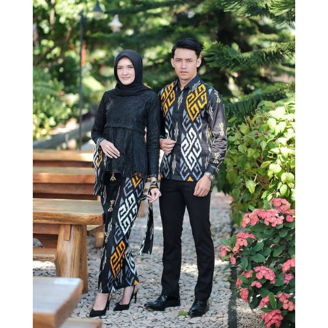 Kebaya batik couple aghnia black GRATIS JILBABkebaya tunangan kebaya wisuda kebaya modern