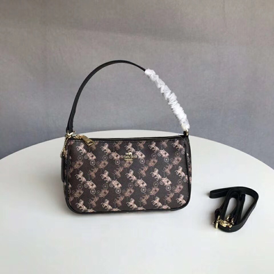 COACH 36674 Shoulder Bag