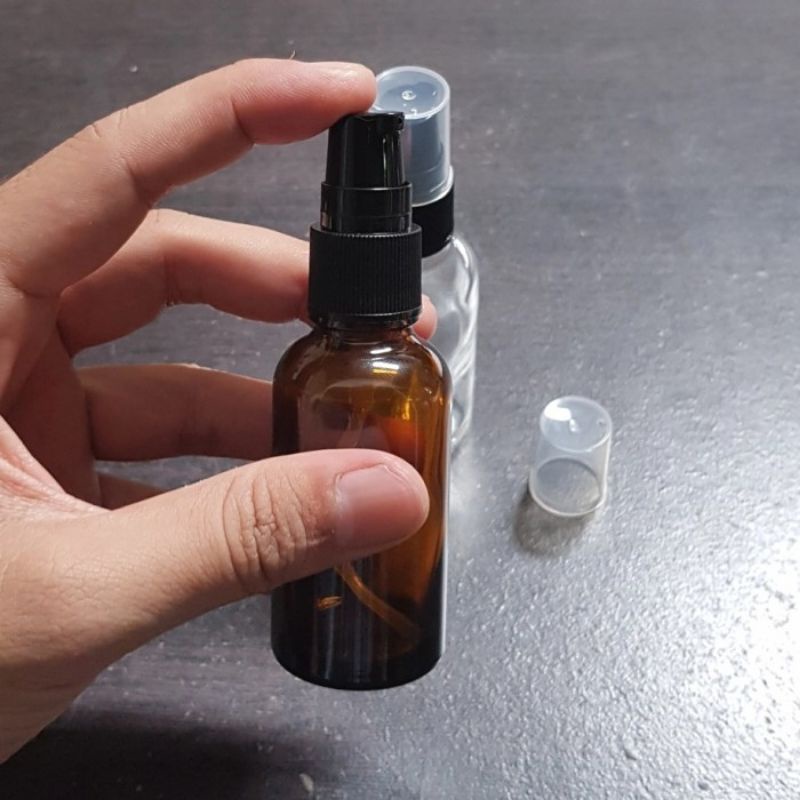 botol kaca 30ml pump hitam / botol kaca 30ml amber treatment pump