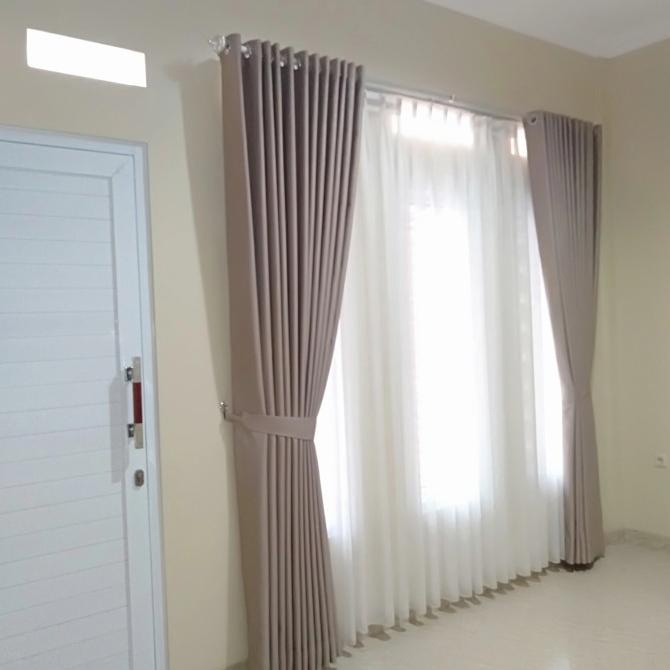 gorden blackout coklat susu L 200x250