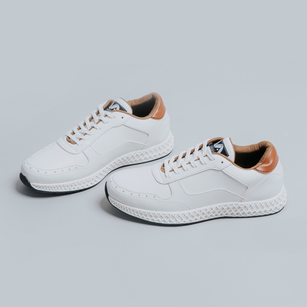 Garreth White | 39-44 | Sepatu Sneakers Putih Original Sneaker Casual Sniker Kasual Jalan Pria Lokal Ori Footwear | FORIND x Lvnatica