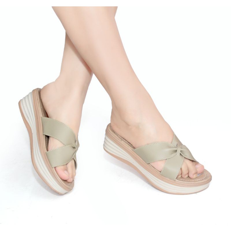 Wedges Wanita Selop / Slop Casual Murah CS02