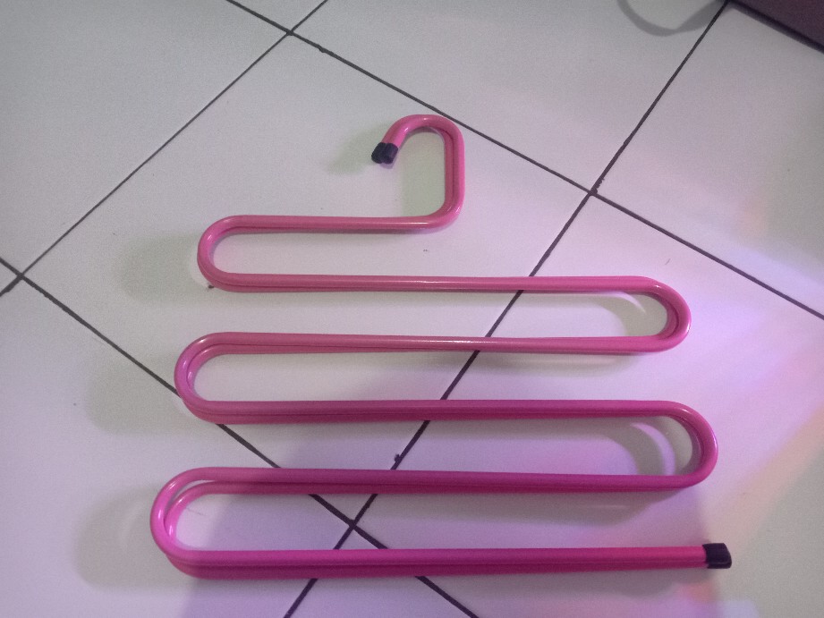 Gantungan Multifungsi Lemari Baju Penyimpanan Organizer Hanger Syal  Jilbab Dan Handuk S Multi Layer