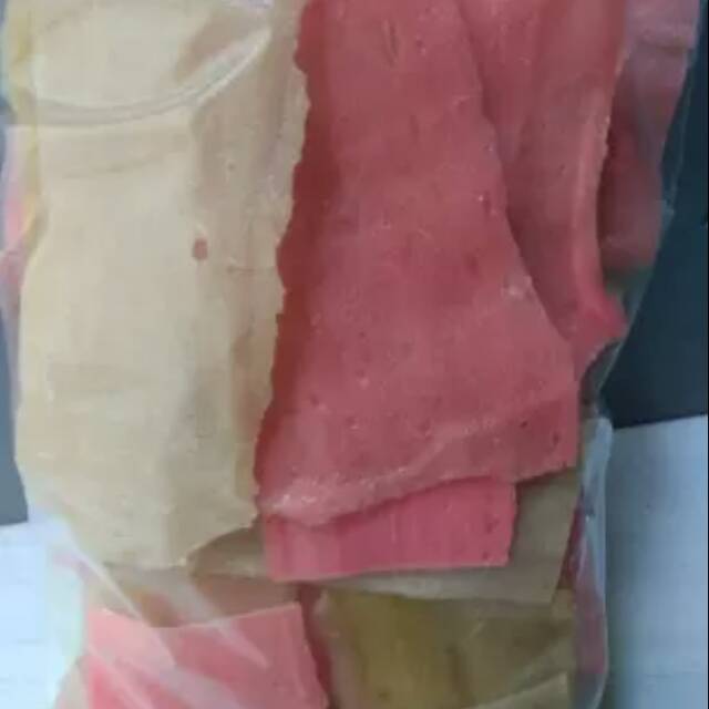 

Kerupuk melarat mentah