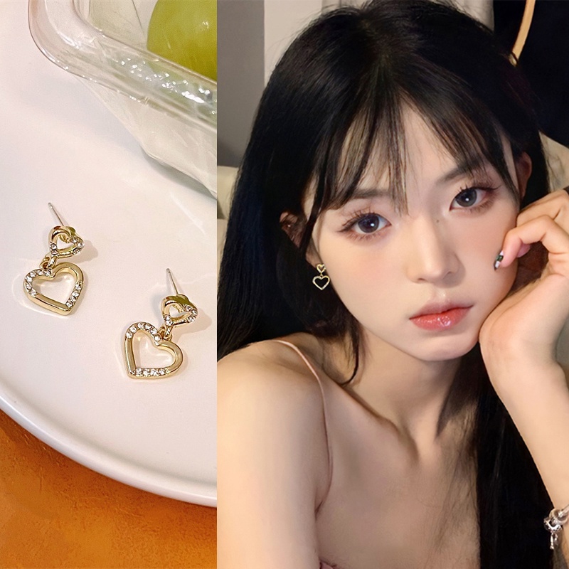 Anting Tusuk Wanita Model Elegan Mewah Untuk Musim Dingin