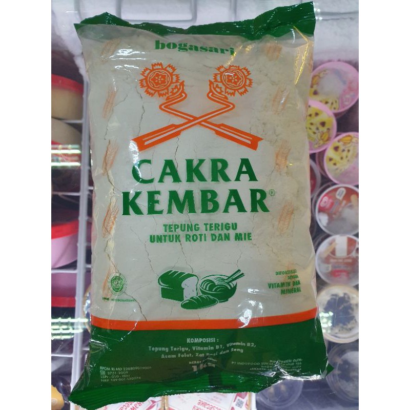 

Bogasari Cakra Kembar kemasan ekonomis 1kg