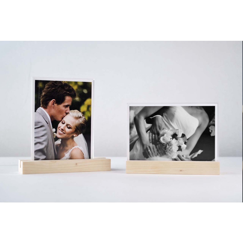 Standing Frame Acrylic 5x7 Inch Susan Photo Album