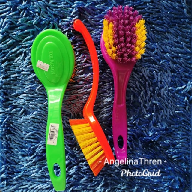 Sikat gagang dragon / sikat lantai dragon / sikat kamar mandi