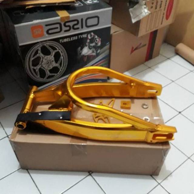 Swing arm Cbr 150 facelift k45g k45n k45r Cbr150 lokal k45 New Cb 150R Old Sasis arm Delkevic CNC