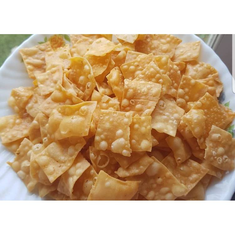 

Kerupuk Snak Cemilan Pangsit 500 gr Best Quality Free Ongkir Terlaris Termurah