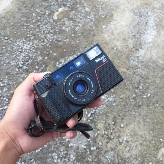 LOCAL ANALOG - Kamera Analog Compact Nikon L35 AD2 , kamera film 35mm