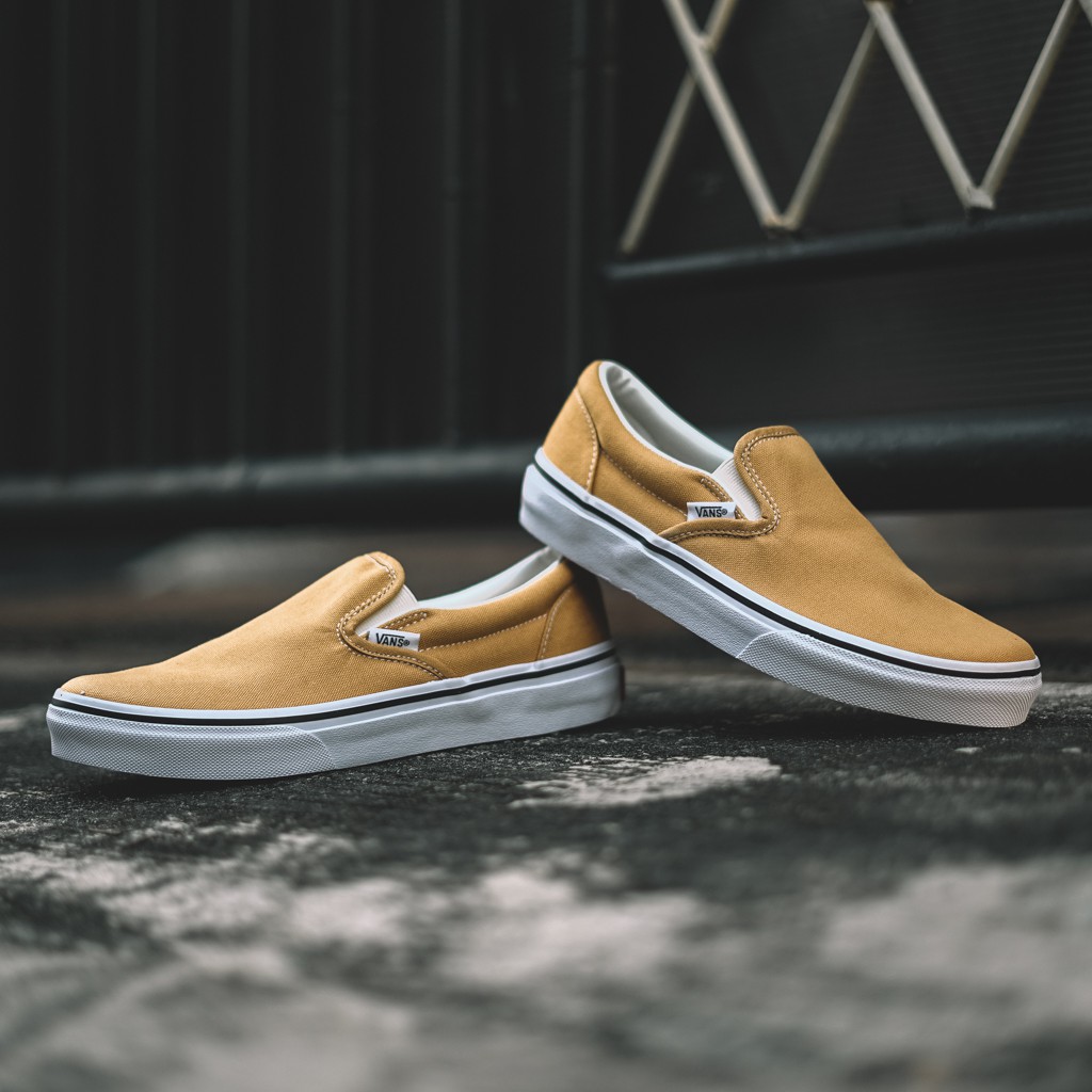 vans v98cla slip on