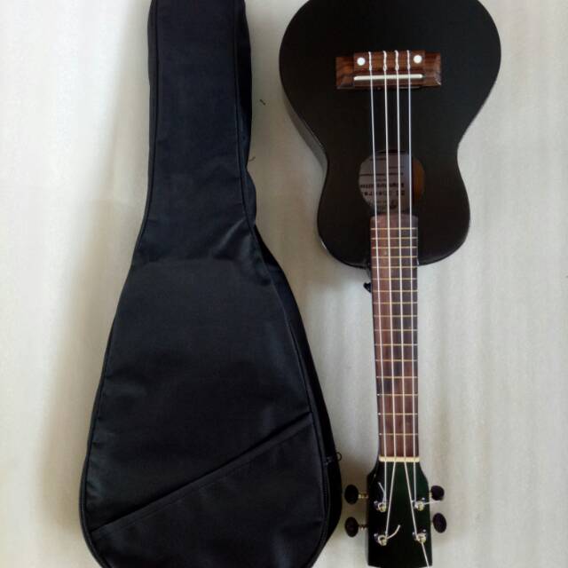 tas ukulele /sofcaes ukulele/ sarung ukulele /tas kencrung murah bagus