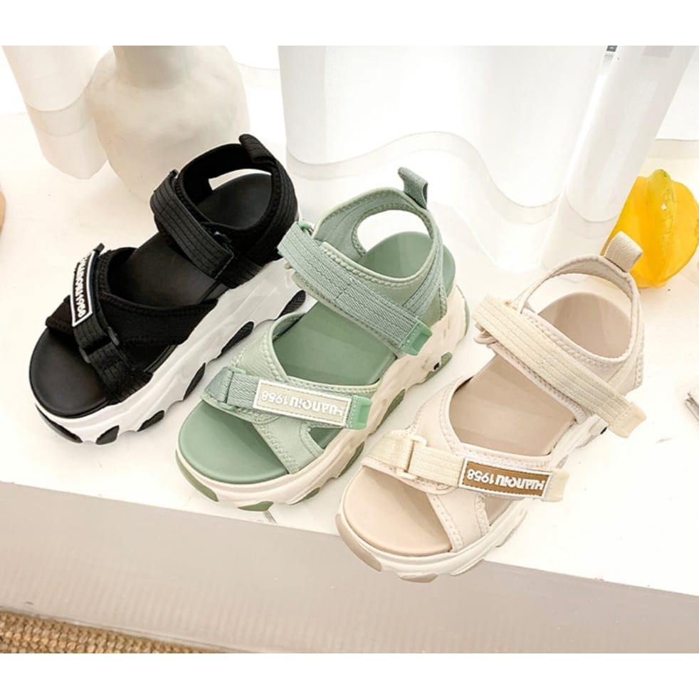 Sandal gunung perempuan korean style casual hype SL19