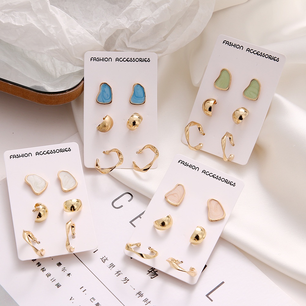 AY(CN) Korean Fashion Pearl Rhinestone Earring Set Drop Oil Gold Silver Girl Stud Earrings Women Jewelry Accessories