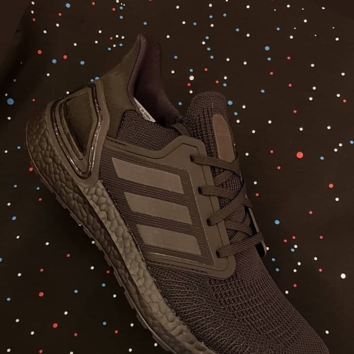UltraBoost 20 OG TRIPLE BLACK ALL BLACK 100% ORIGINAL ultra boost 2020