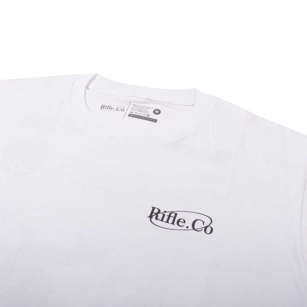 Rifle.co T-shirt putih between