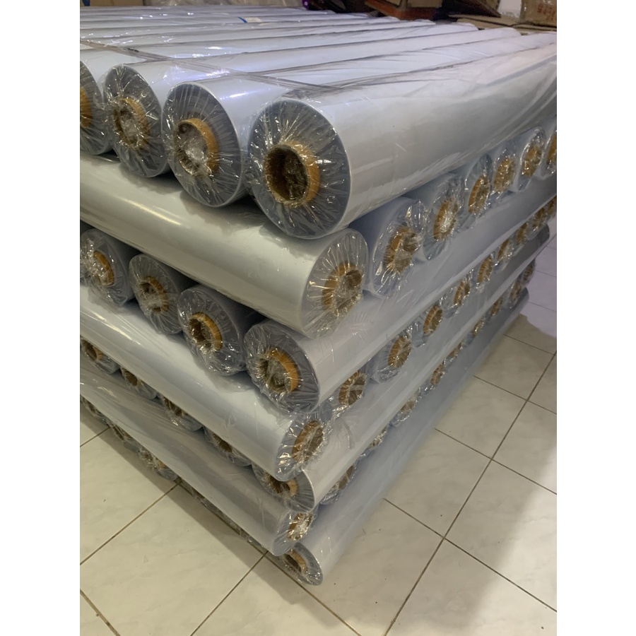 

HJK MIKA LEMAS TAPLAK MEJA DOFF TEBAL 0.30 MM LEBAR 137 CM