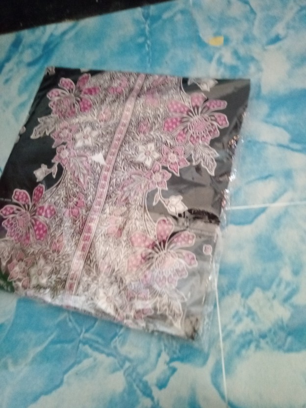 Grosir Terlaris Genes Jelita Tunic Navbor Yelbor Whitbor Creambor Tunik Batik Modern Hrb031