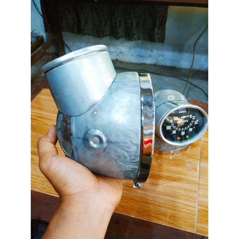 batok lampu depan YL CB twin yasi galvanis