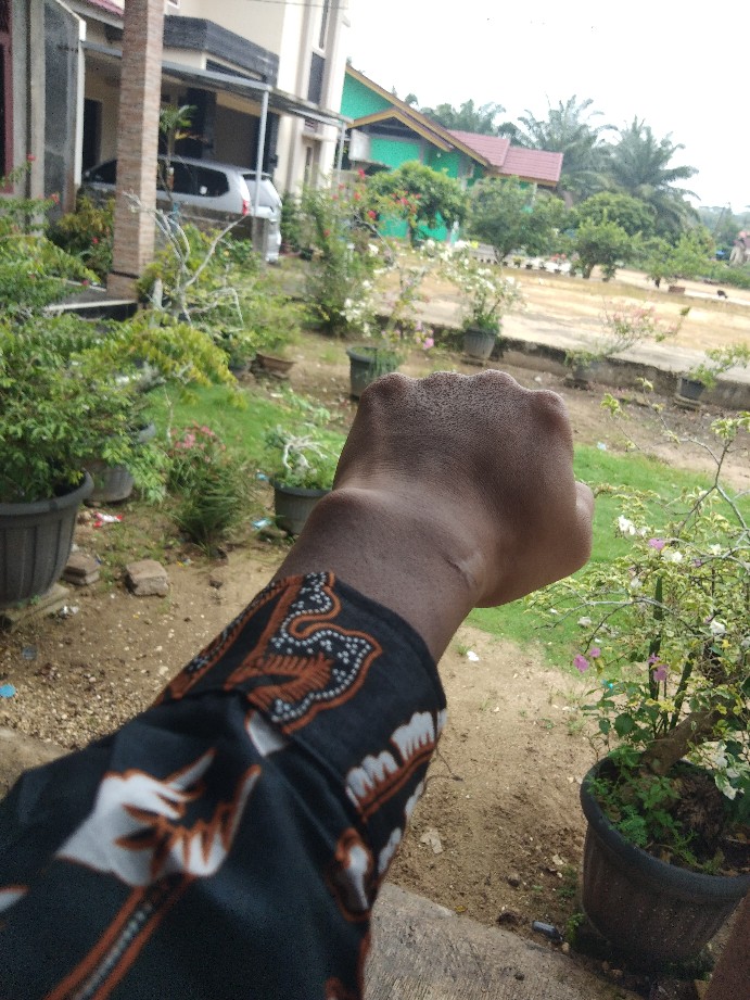 Batik Couple Batik Keluarga Ibu Ayah Dan Anak Maura Couple Sania Ruffle Modern ( Rantai Putih )