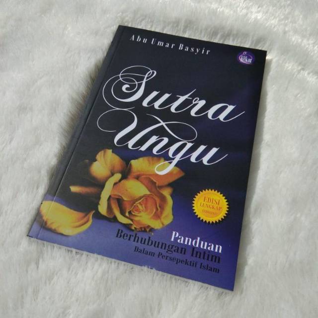 Buku SUTRA UNGU