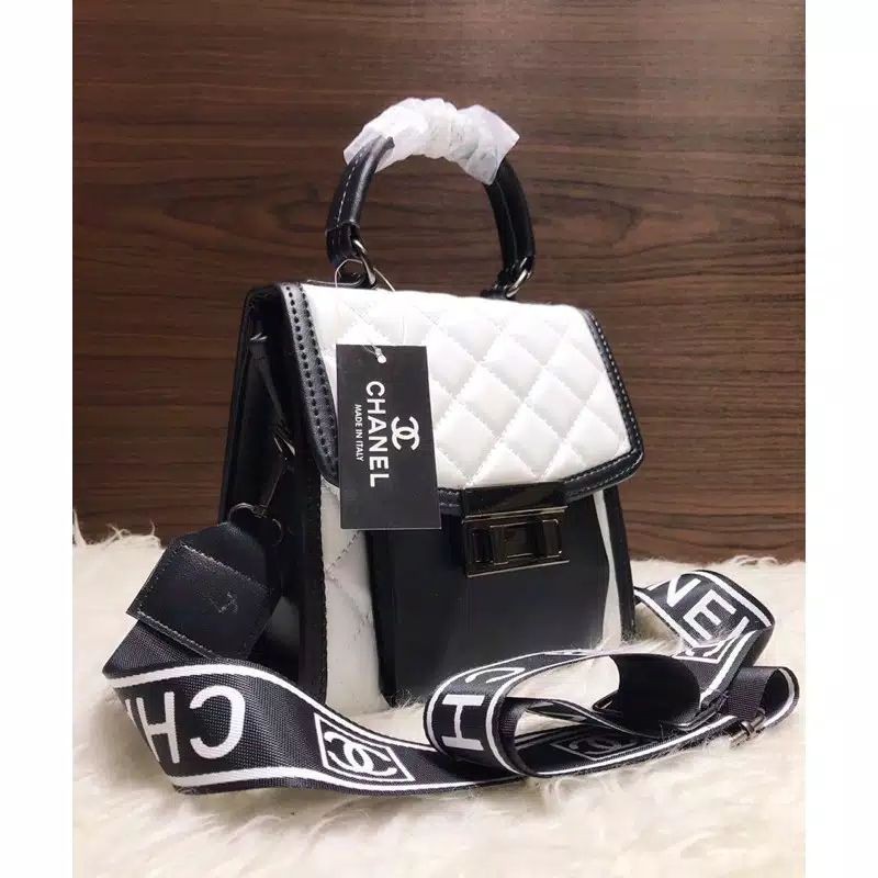 tas hp chanel / selempang Chanel kotak