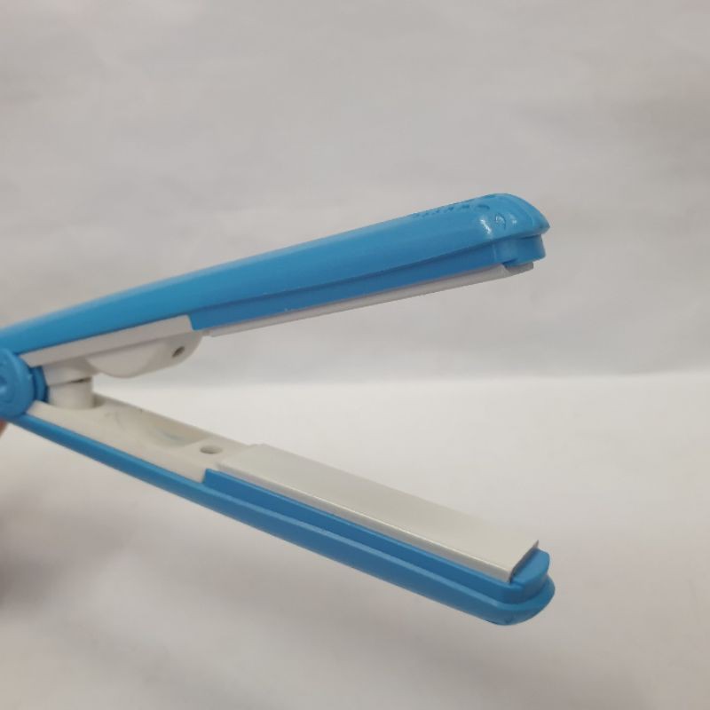 Catok mini lurus Tl-9028 catokan anak wanita super mini yang Murah