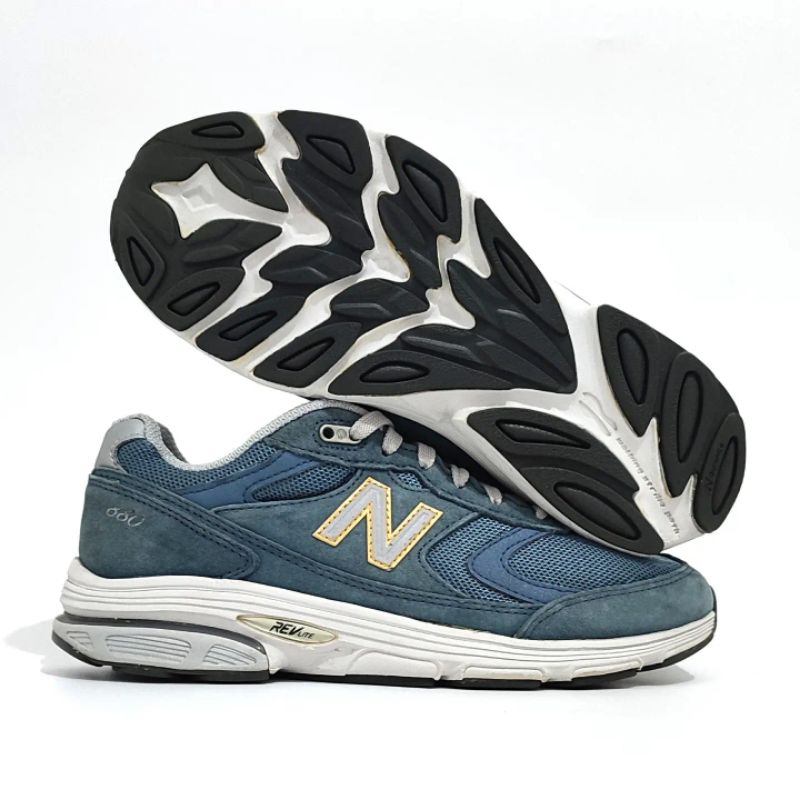 Sepatu New Balance WW880GB2 Second