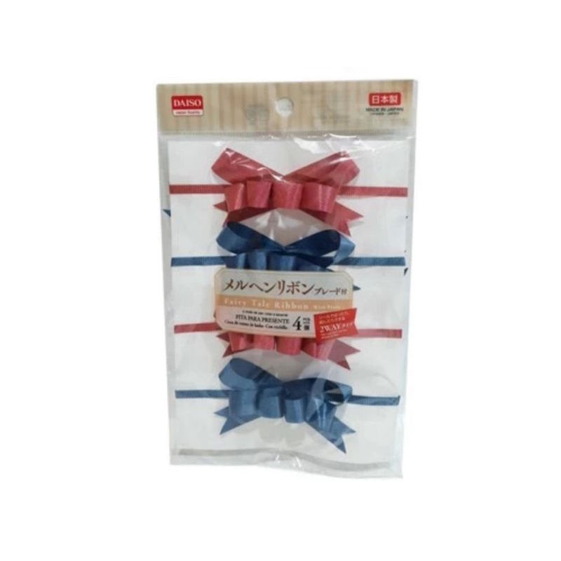 

Daiso Pita Kado Isi 4pcs Warna Merah Biru ukuran 14cm x 22.5cm x 3cm