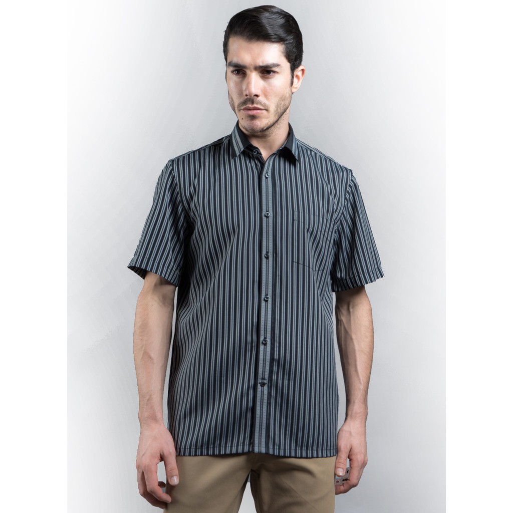 Kemeja Pria Regular Fit Lengan Pendek MANLY Murah Staford Hitam