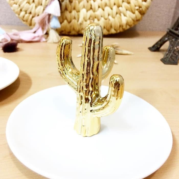 PIRING PAJANGAN CANTIK ELEGAN UNTUK PERHIASAN/PIRING UNIK/PIRING UNIK