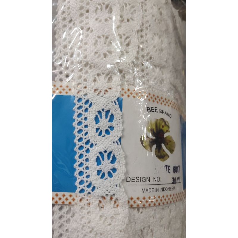 Renda rajut 3 cm per meter