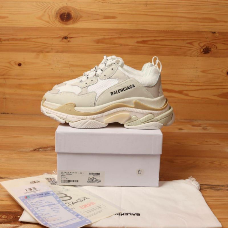 balenciaga triple s white ecru