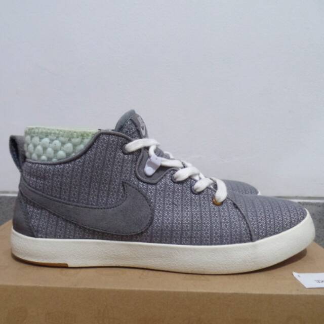 nike kenshin chukka
