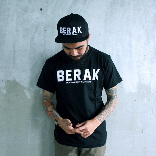 KAOS BERAK 1 + topi berak