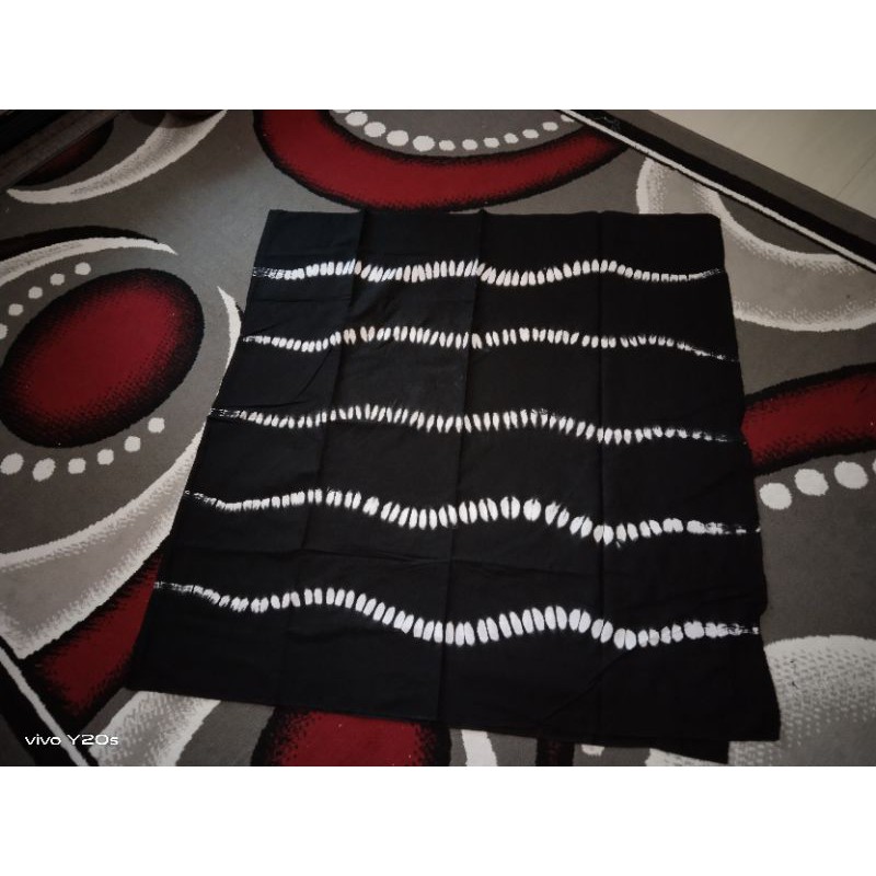 ARRA019 kain shibori monocrom hitam ombak