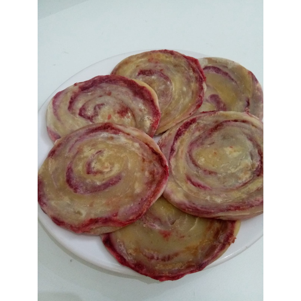 

Roti Cane strawberry / Roti Maryam strawbery dengan rasa manis Manis.