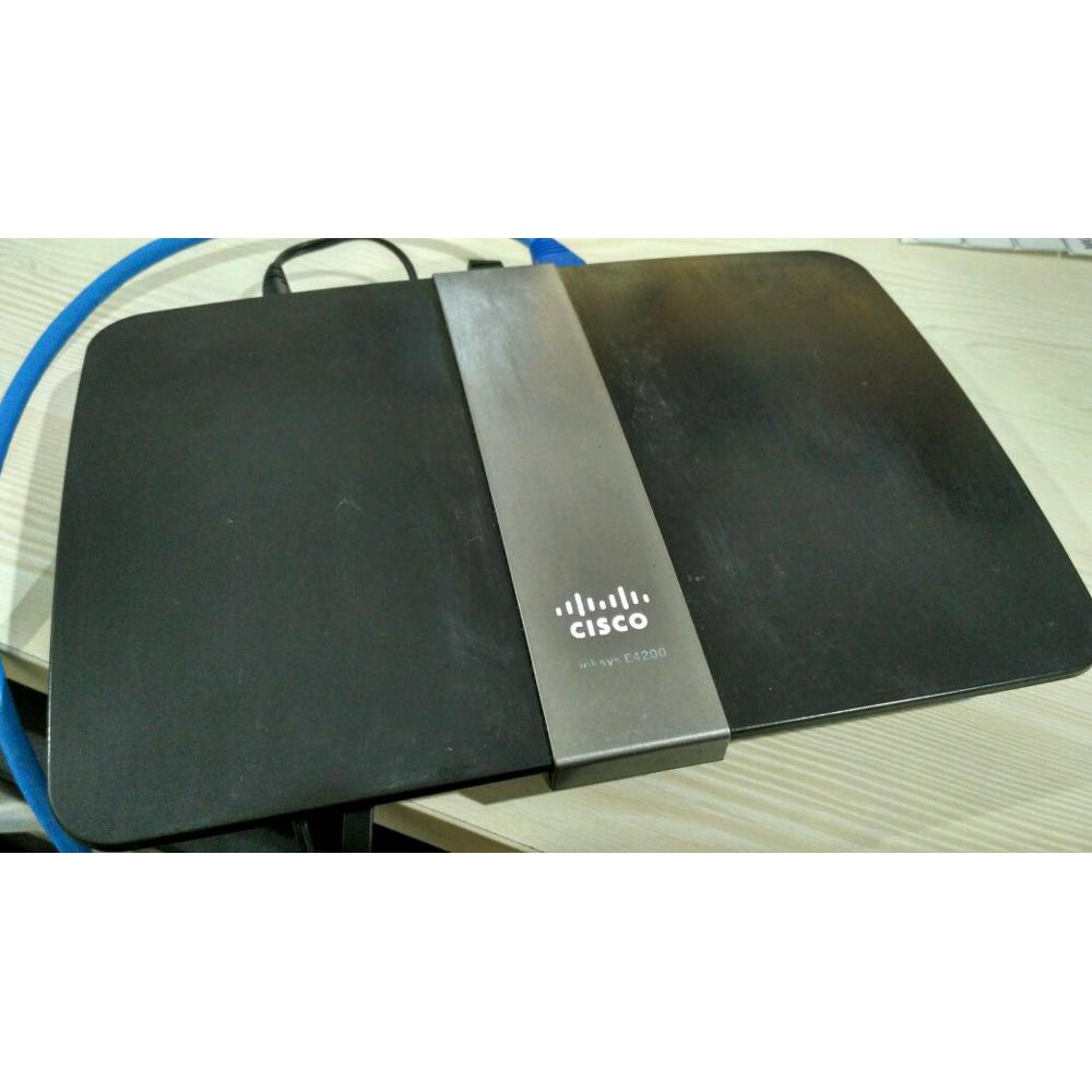 Cisco Linksys E4200 Maximum Performance Dual-Band Wireless-N Router support DDWRT