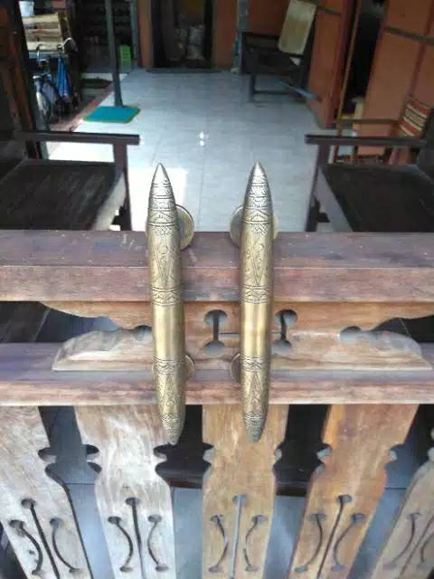 Handle / Tarikan Pintu Kuningan Antik Murah Motif Torpedo Bali 27cm