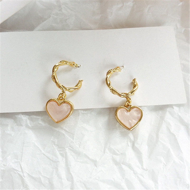 Anting Tusuk Bentuk Huruf C Bahan Resin Warna Pink Untuk Wanita