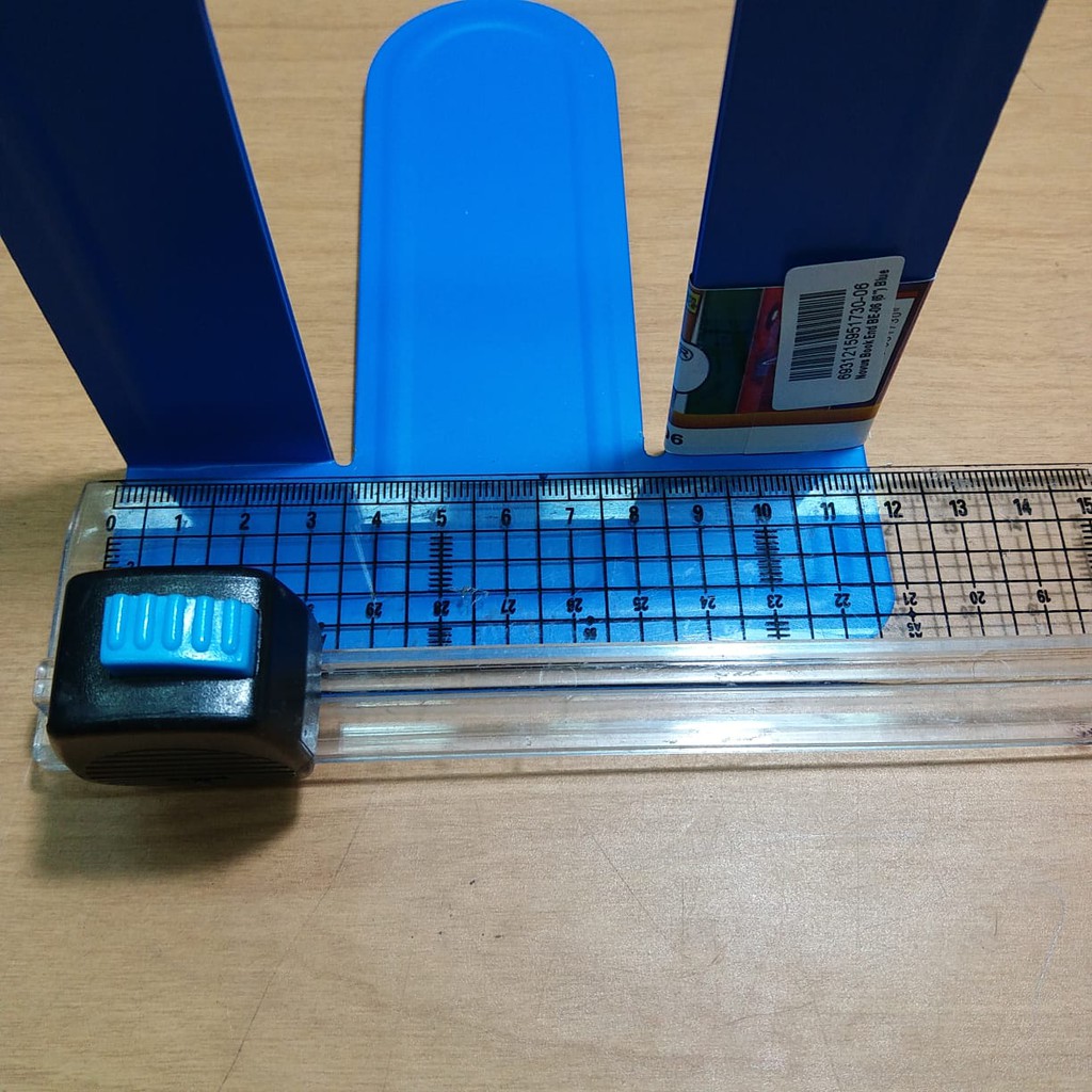 

Novus Book End (BE-06) Sandaran Buku besi / Pembatas Buku Besi RJ4