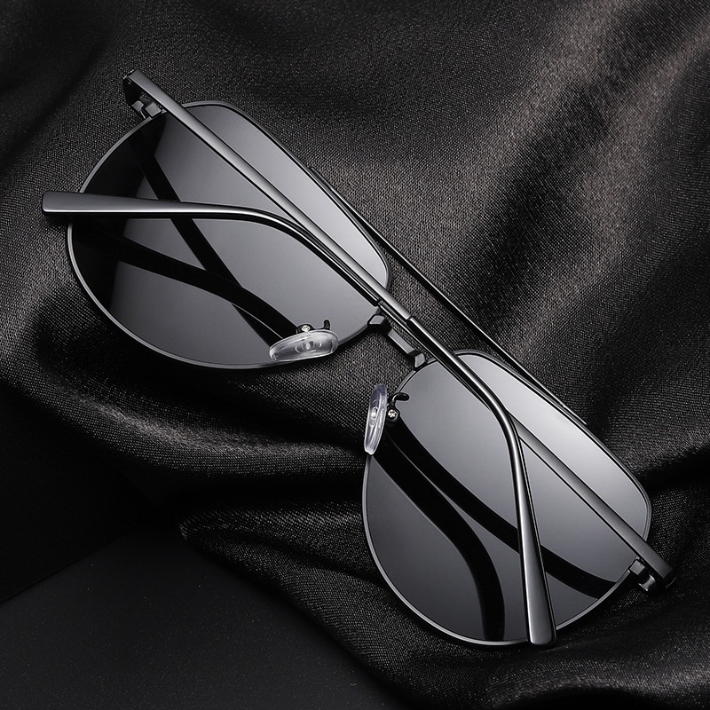 Kacamata Hitam Polarized UV400 Untuk Pria Dan Wanita
