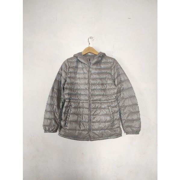 JAKET BULANG UNIQLO SECOND