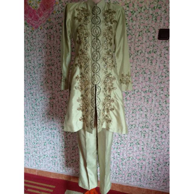 set celana hijau preloved
