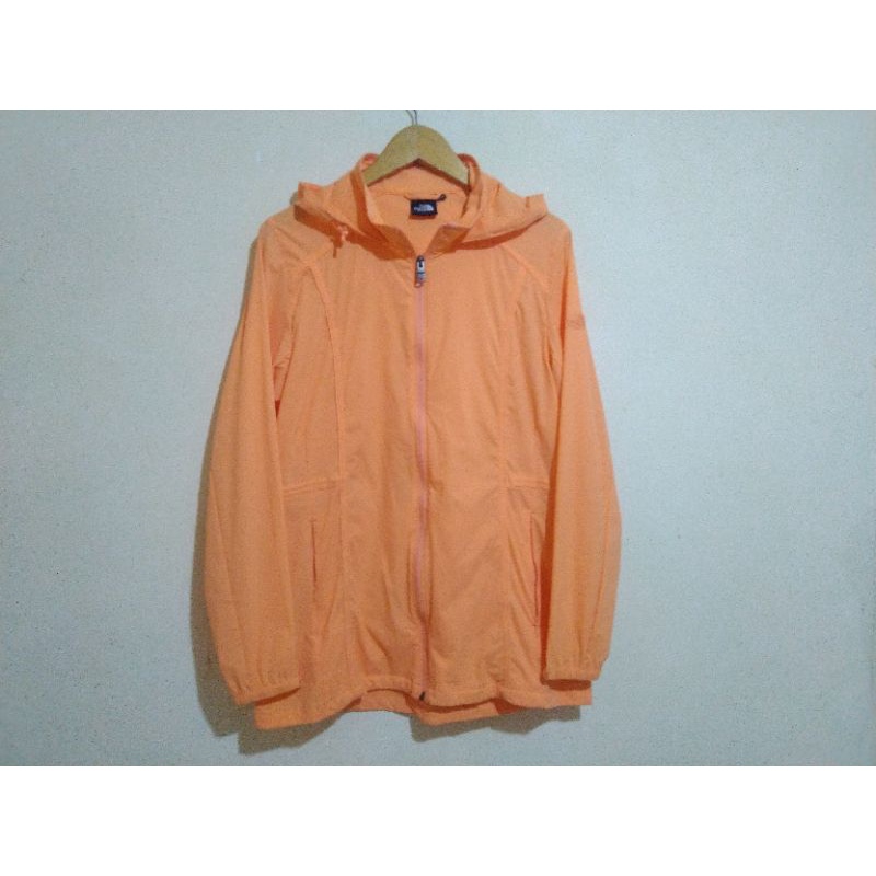 jjaket gunung / jaket waterproof / jaket softshell / jaket tnf / the north face second