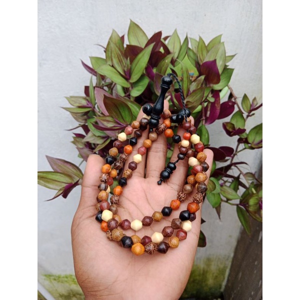 TASBIH KOMBINASI KAYU BERTUAH