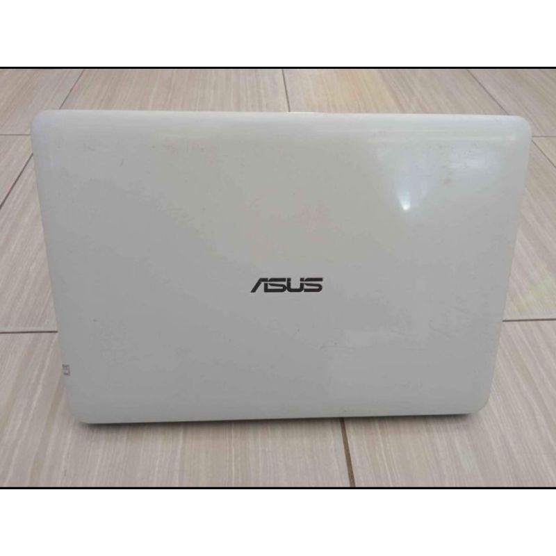 Laptop gaming kuliah Asus core i3 nvidia istimewa white