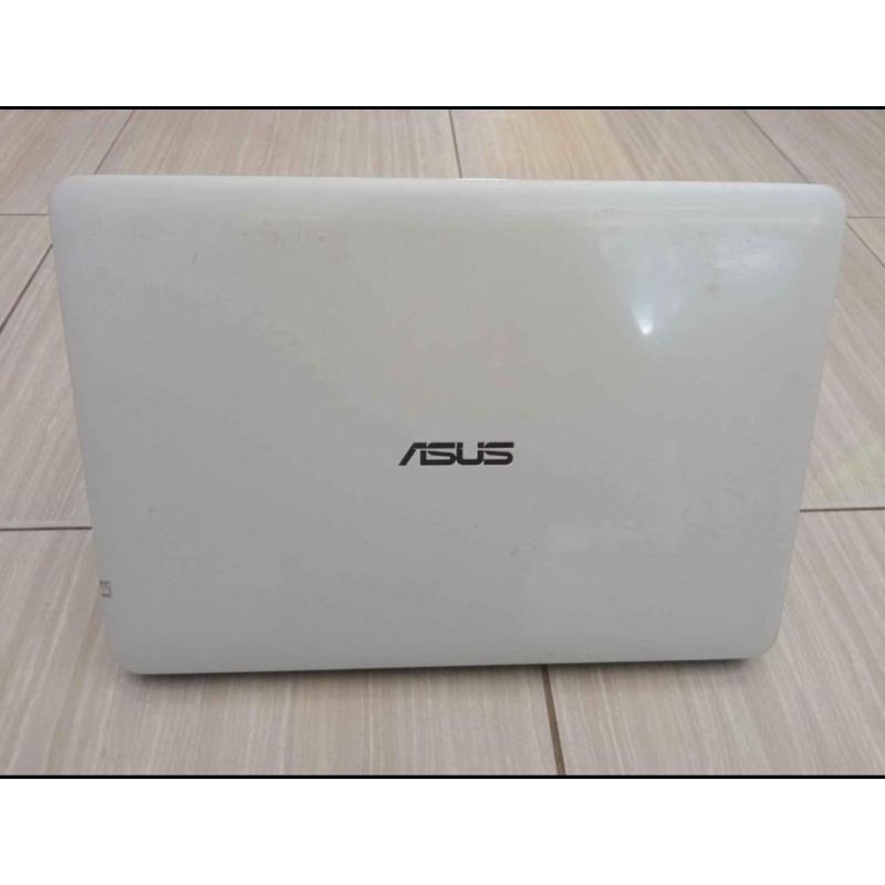 Laptop gaming kuliah Asus core i3 nvidia istimewa white